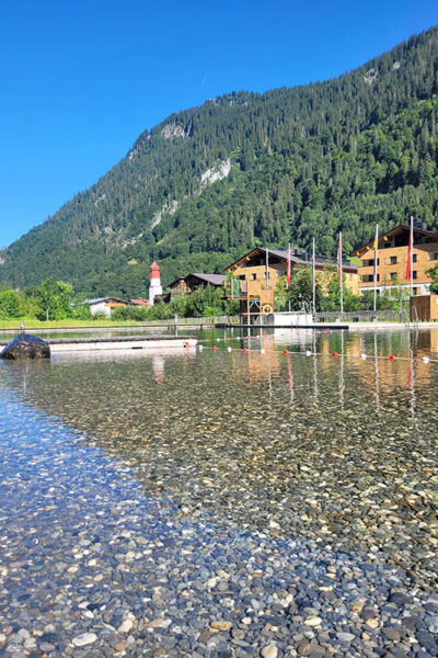 arlberg_resort_klösterle_im_hintergrund