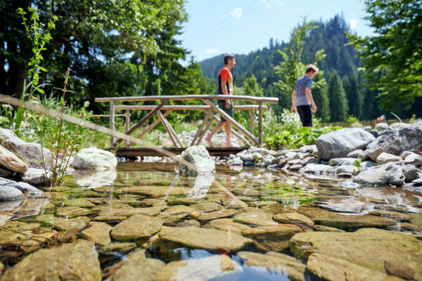 Kneippgarten in Klösterle (c) Alex Kaiser - Alpenregion Bludenz Tourismus GmbH